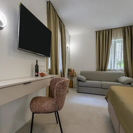 Guest house Antique Luxury Split