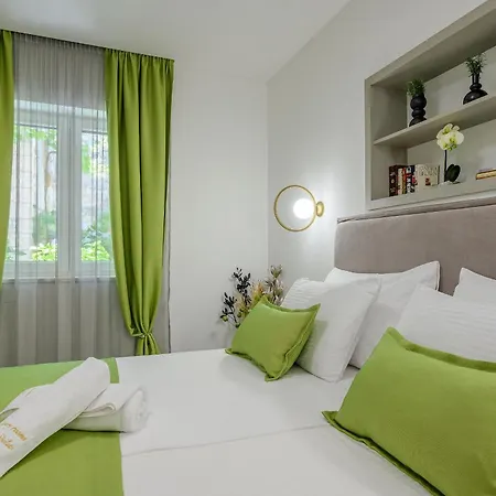 Guest house Antique Luxury Split